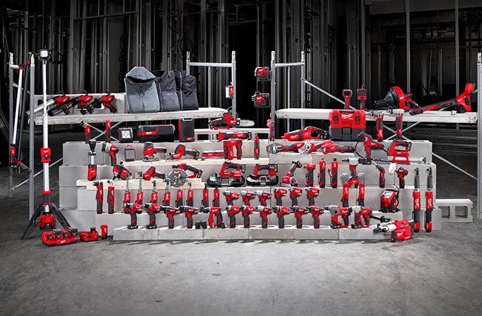 ETT SYSTEM, OVER 120 VERKTØY