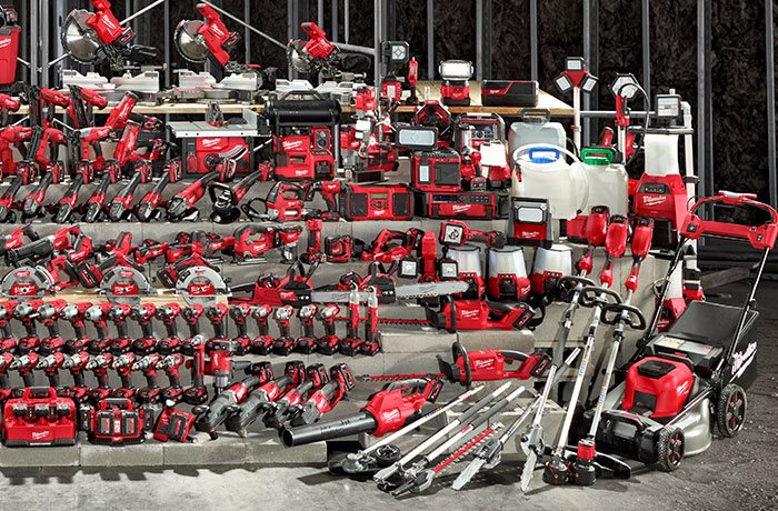 ETT SYSTEM, OVER 325 VERKTØY